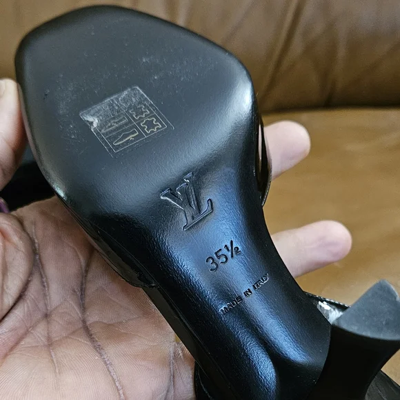 Louis Vuitton Black Patent Purple Bow Accent Heels Size 5.5 US (Fits Size 6) - Picture 12 of 14